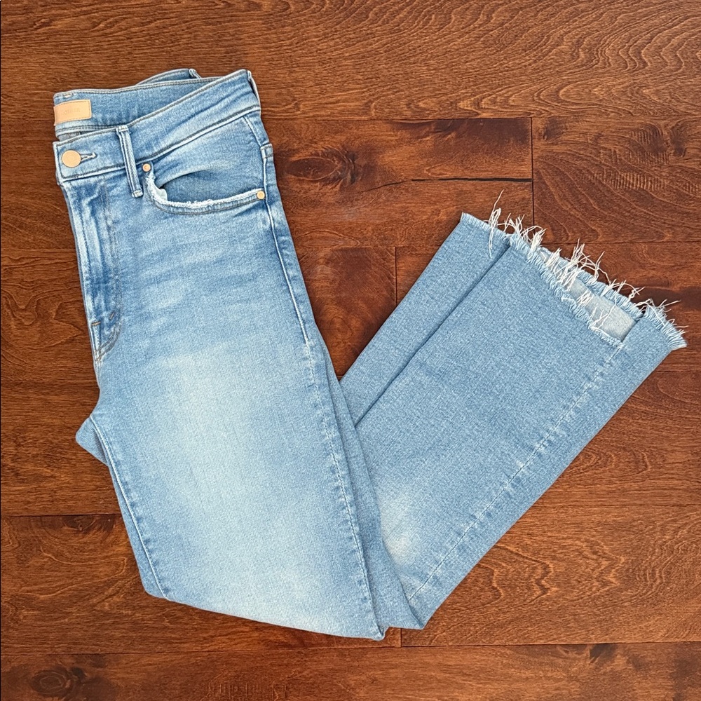 MOTHER The Insider Crop Step Fray Jeans